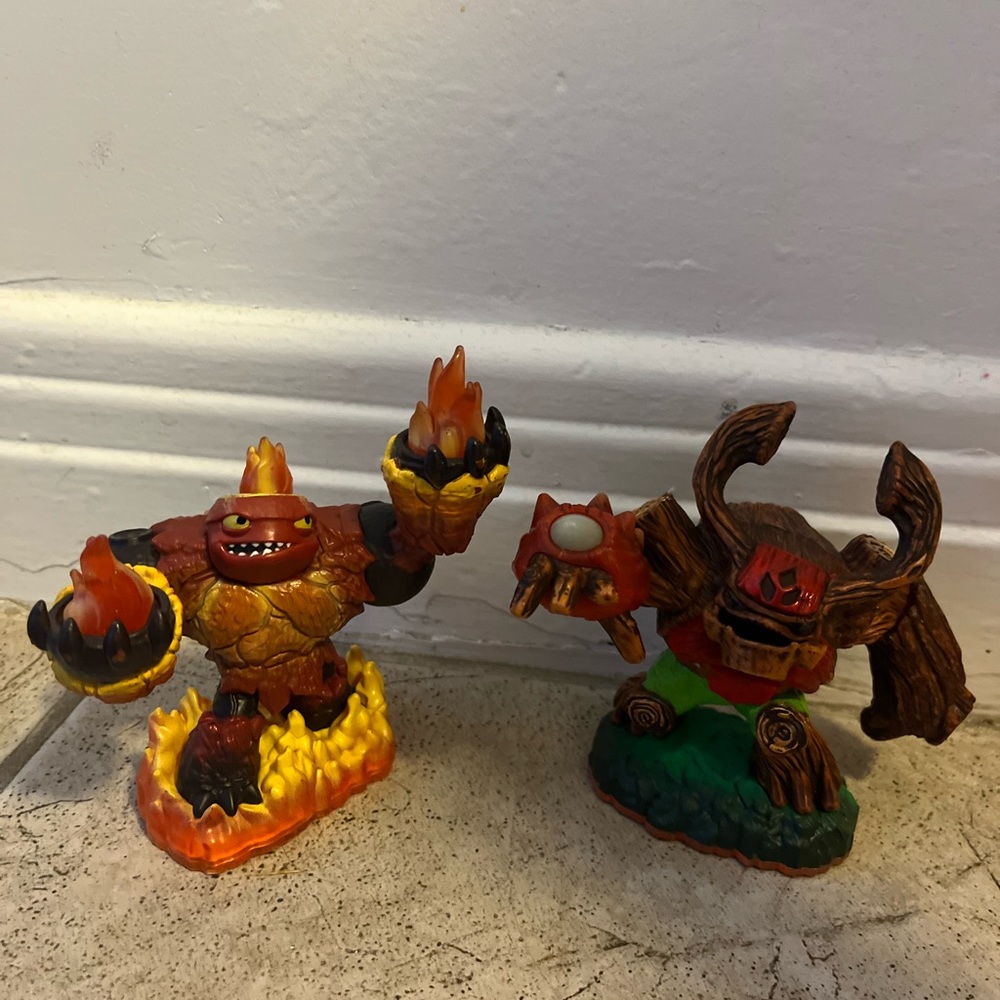 Tree Rex & Hot 🔥 Head from Skylanders: Giants Figures